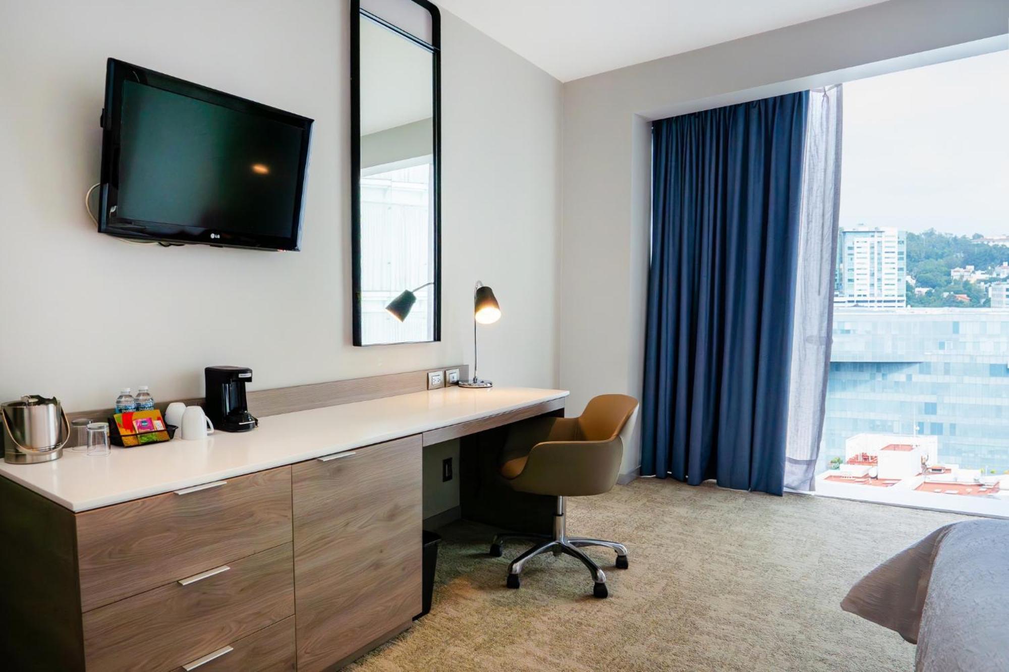 Hilton Garden Inn Mexico City Santa Fe מראה חיצוני תמונה